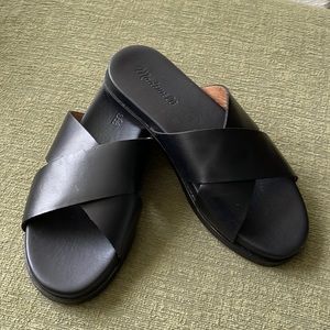 Madewell black leather slides